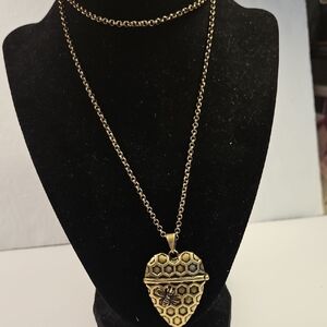 DEMDACO Bee Heart Pendant 30" Necklace